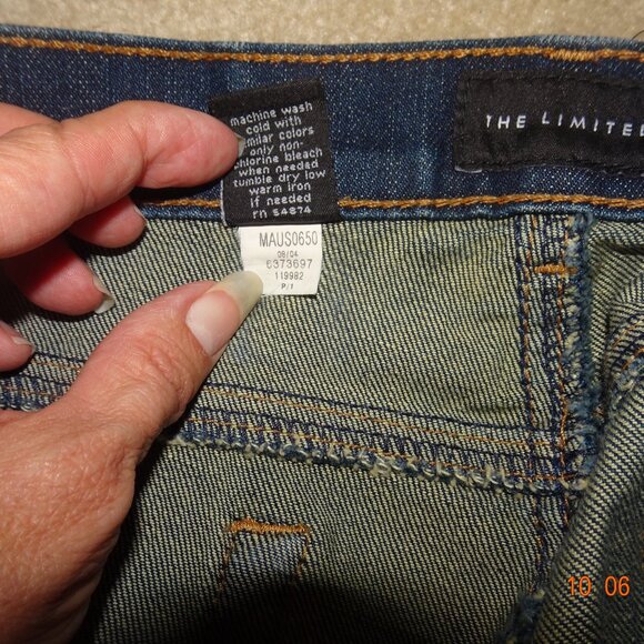 The Limited Denim Jeans Women's 12 S Dark Wash Flared vintage low-rise - Picture 7 of 7